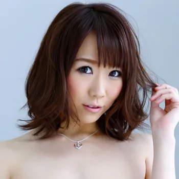 Hitomi Oki