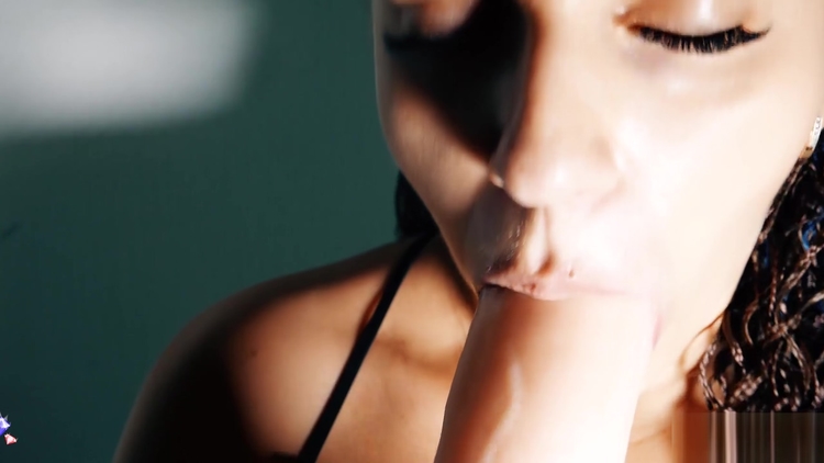 MILF Suck Big Cock and Riding Dildo_main_thumbnail